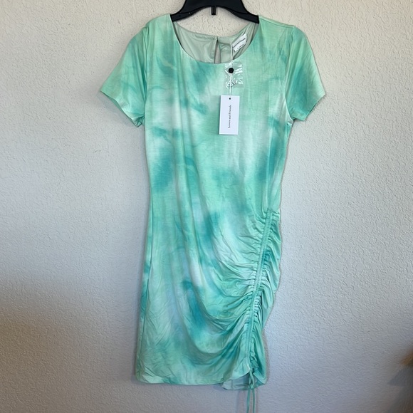 Lovers and friends Elijah Dress in Seafoam Tie Dye - Picture 6 of 13